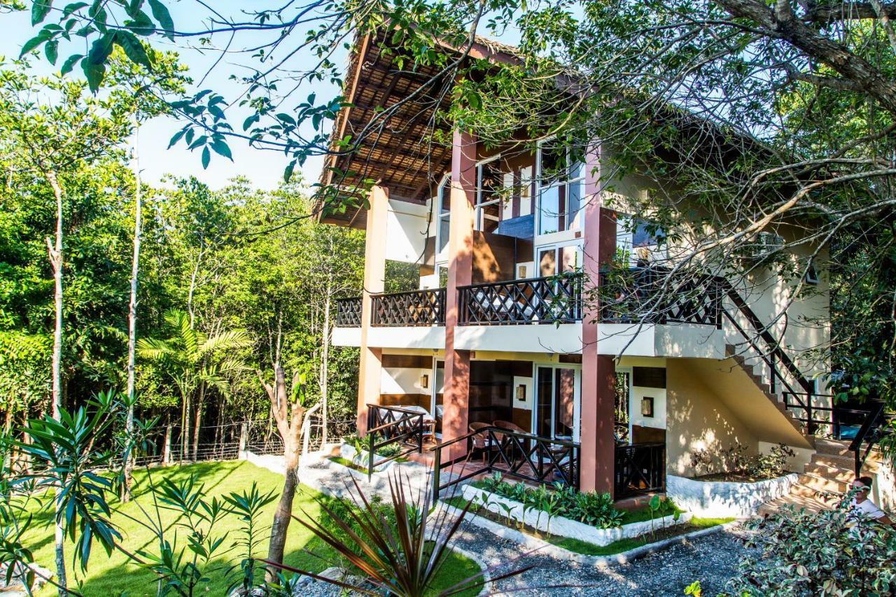 Edgewater Dive & Spa Resort Puerto Galera Exterior photo